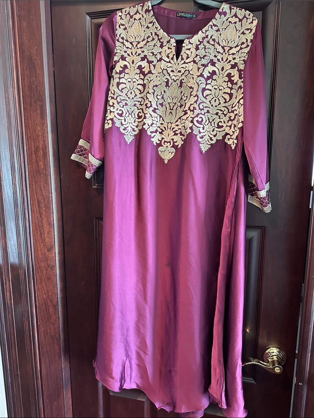 Pakistani Women's Embroidered Magenta Kaftan Style Evening Dress- Suit Kameez